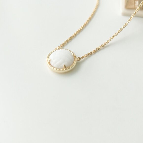 Kendra Scott Volleyball Gold White Mother-of-Pearl Necklace - Picture 2 of 3